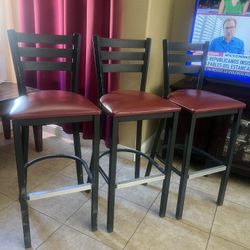 3 stools (metal )