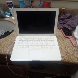 Apple Laptop