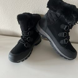 Women Rain/snow Boots❄️⛄️size 8/8.5