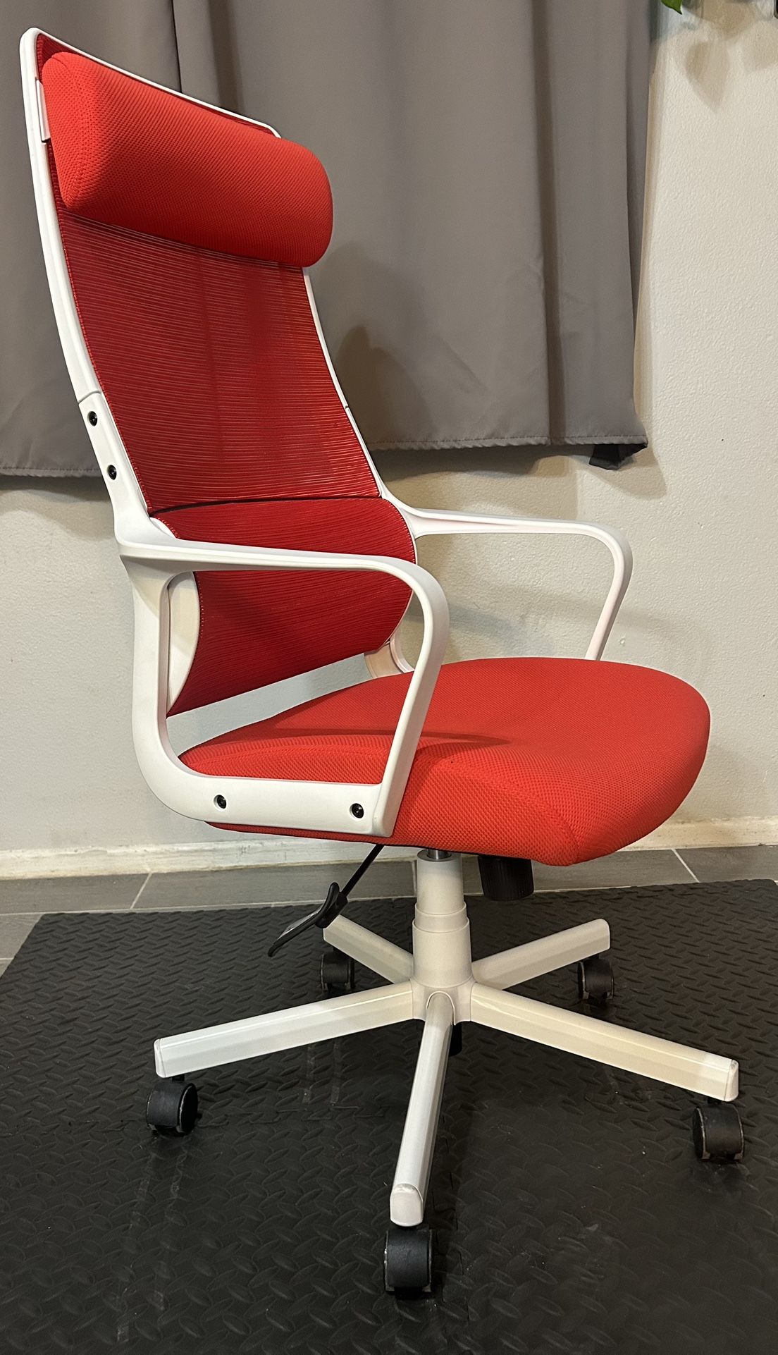Gaming Chair/ Office Chair 