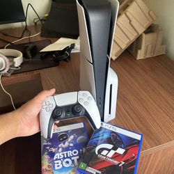 PS 5 WITH CONTROLLERS 