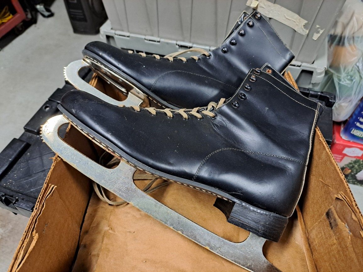 Black Mens Ice Skates