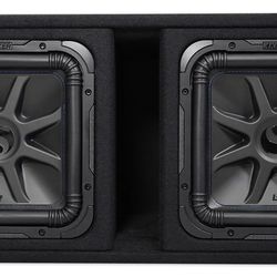 BRAND NEW 2 12” kicker l7s subwoofers with ported box