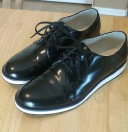 New mens Camper shoes size 9