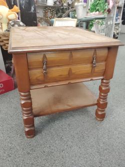 Yes it's post it's available vintage side table set  $300