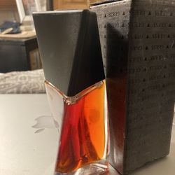 Rare DISCONTINUED Guess by Georges Marciano 1.7 oz/50ml 