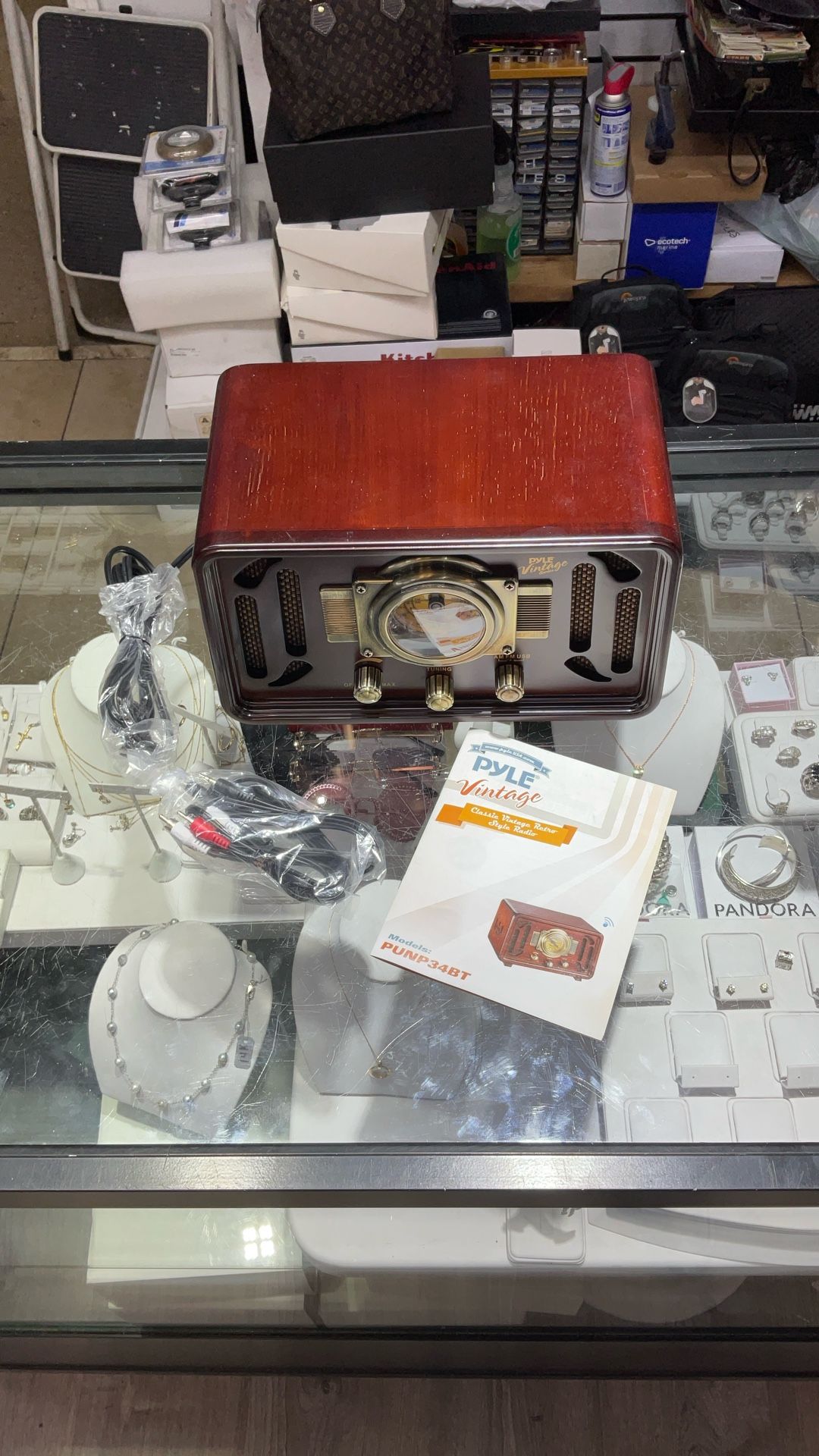 Pyle Classic Vintage Retro Style Radio 