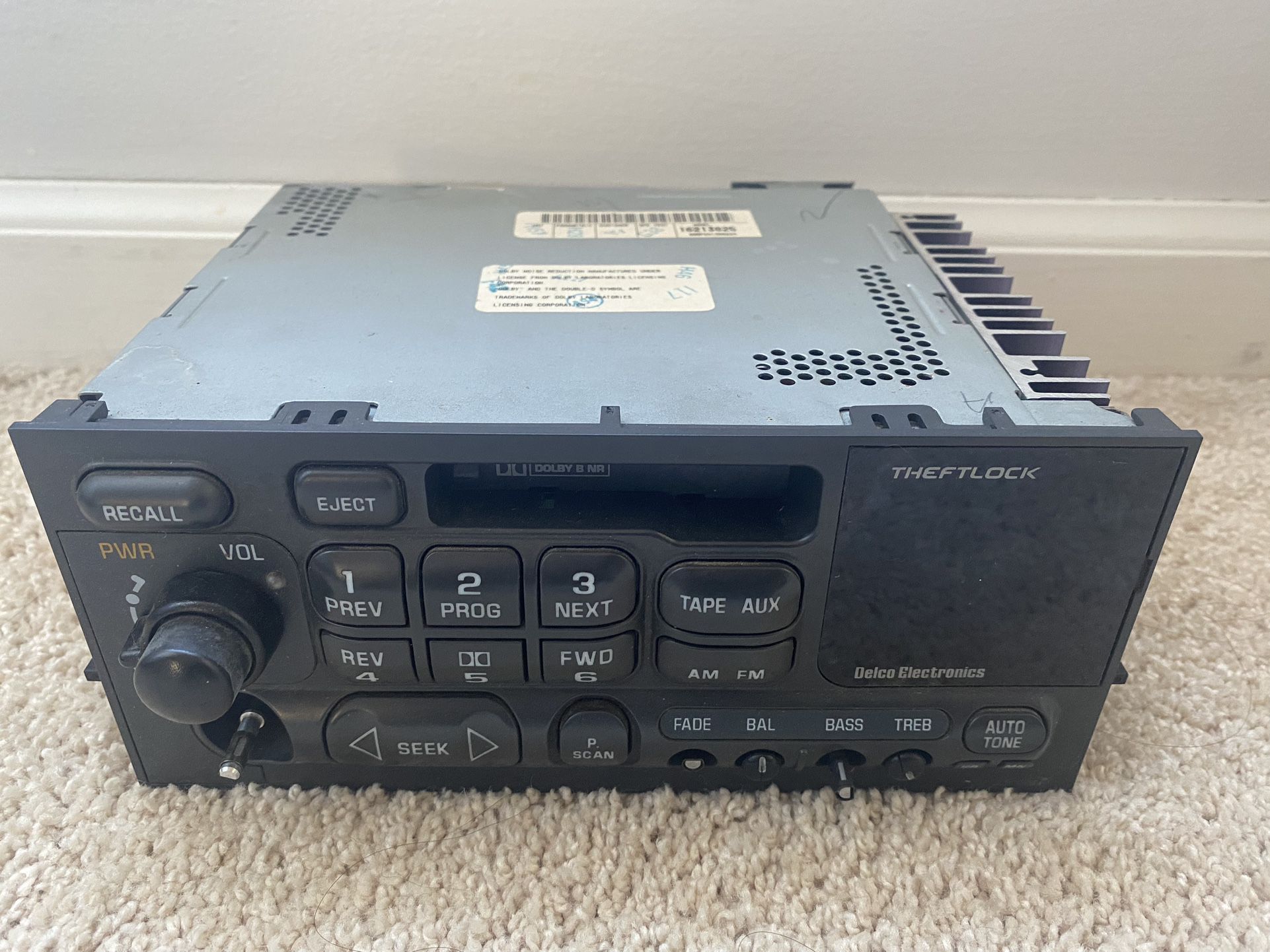 OEM GM GMC SIERRA CHEVY TAHOE SILVERADO TAPE CASSETTE RADIO CD-Control 1(contact info removed)
