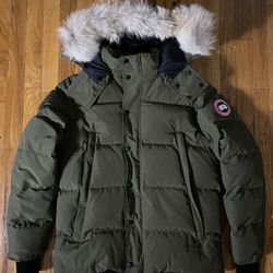 Canada Goose Men's Wyndham Parka Jacket Military Green