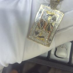 Gold king of spades pendant  with diamonds 10 K gold