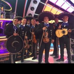Mariachi 🐶500$$ Festeja una serenata memorable precios  especiales con  voces que te llenarán el Corazón de un valioso recuerdo con tus seres amados 