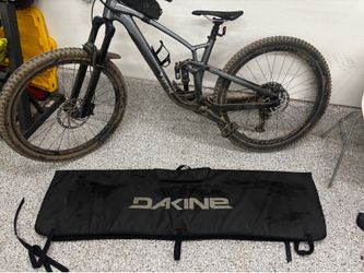 Dakine Truck Tailgate Cover for Bike Transport
