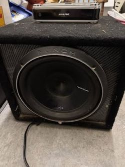 Rockford p3 12’ sub with alpine amp