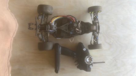 Team Associated B5  ready to race