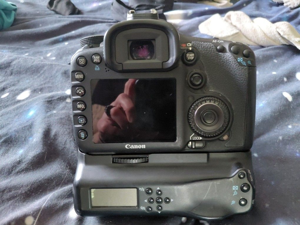 2 Canon EOS Cameras; EOS 7D MARK II & EOS 30D