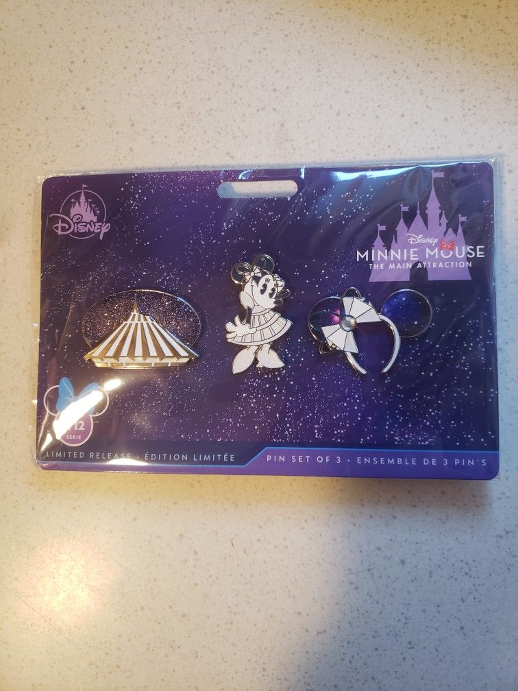 Disney January Minnie Pin Set