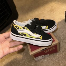 Black/Green Size 5 Toddler Vans