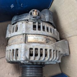 Used 2001-2007 Toyota Sequoia alternator (150 Amp)