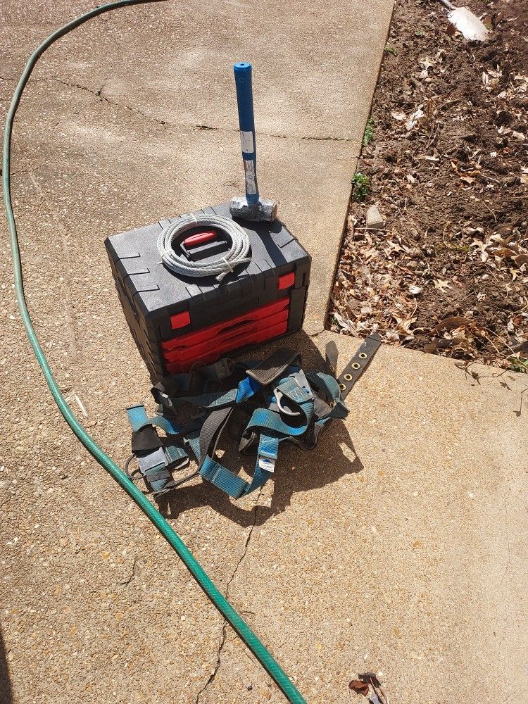 Full Tool Box And Safty Harness