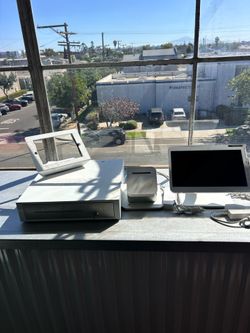 Clover C500 pos system  $100 with cash drawer and printer