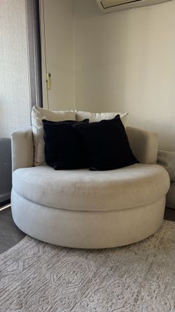 Pottery Barn Balboa large swivel chair