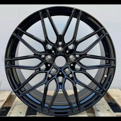 Bmw new 20” m style rims new tires set