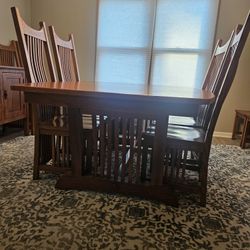 Amish Solid Oak Dining Room Set