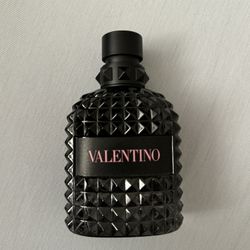 Valentino Born In Roma Men 3.4oz