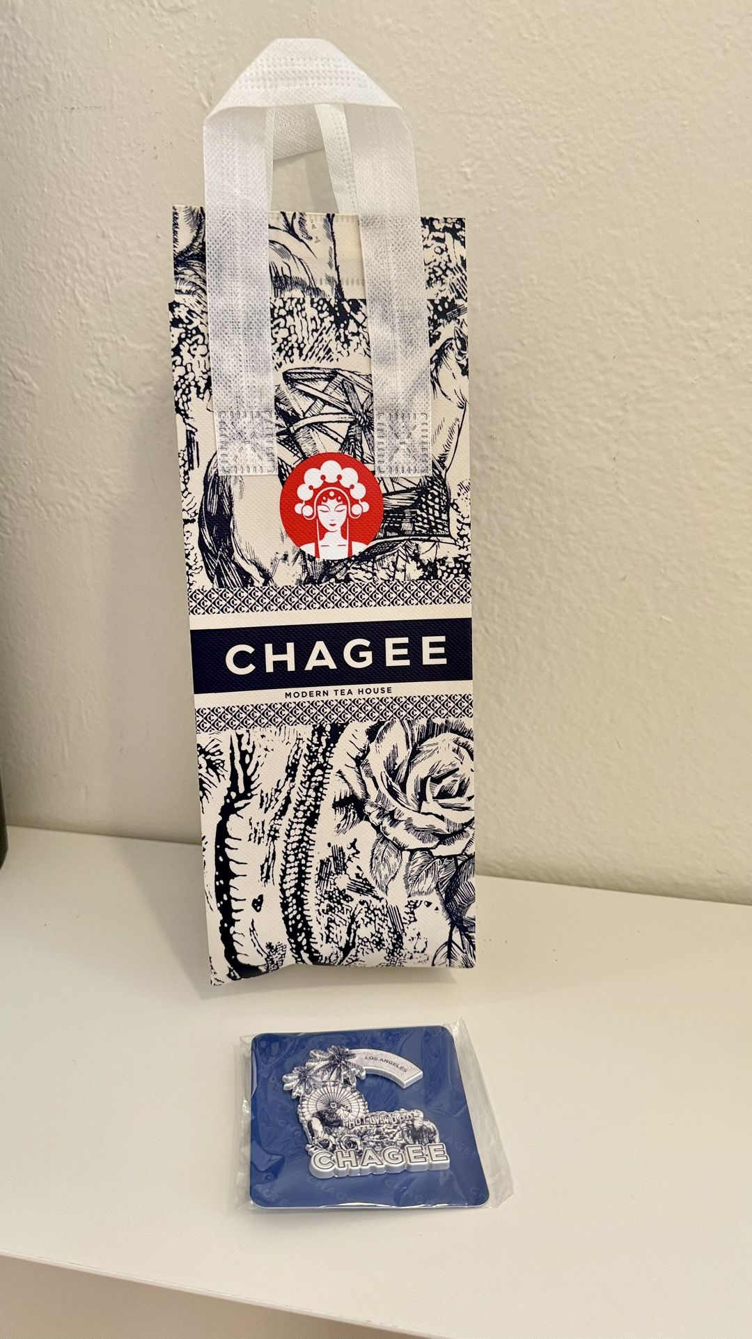 CHAGEE Los Angeles City Limited Pin