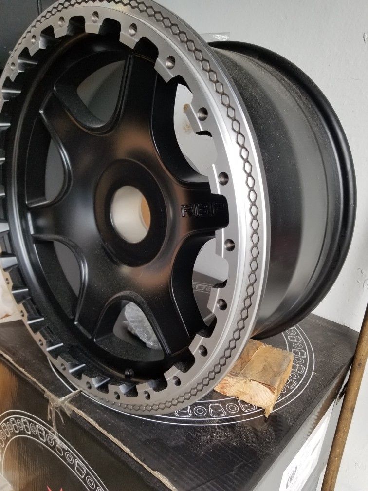 4 New Wheels Roling Big Power (RBP)
Cobra stile,
18x9 ,
5 or 6 logs 
Offset 12,
Bore 78
$750.00 all 4
Finish Satin Black 
Chevy,Nissan,tiyota,ford,Che