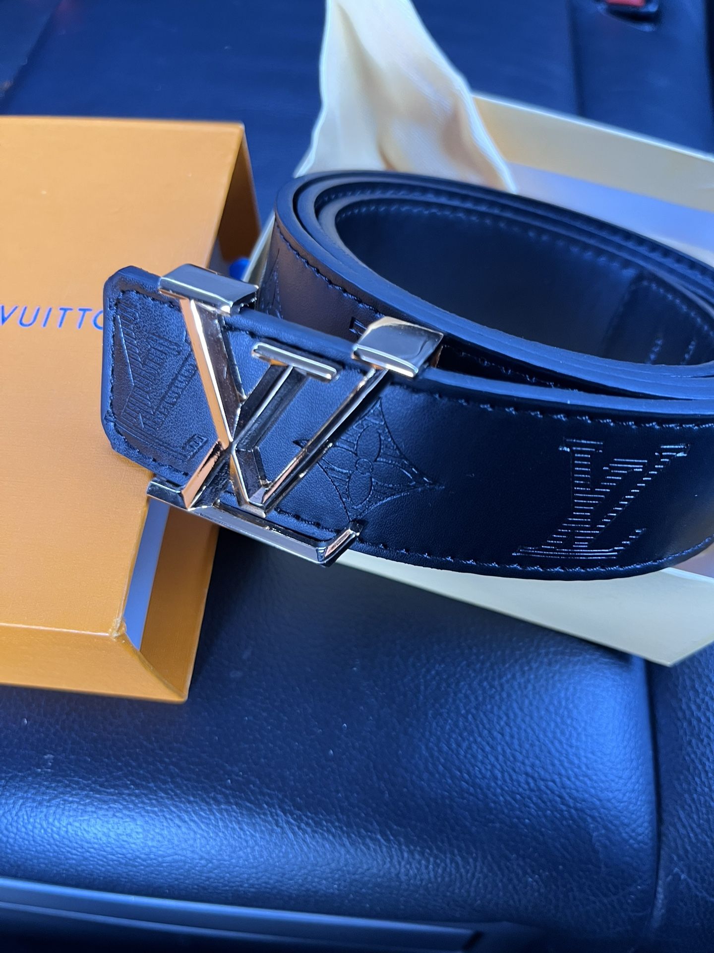 Louis Vuitton Belt Black LV Pattern (gold)