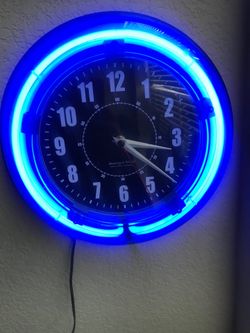 90s Vintage clock