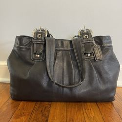 Beautiful Coach BigBig Leather Handbag 