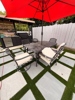 Hampton Bay Patio Table
