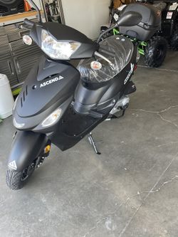 Scooter 🛵 50cc Perfect For Deliverys