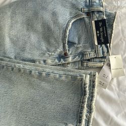 A&F Curve Love 90s straight jean (size 28/6R) 