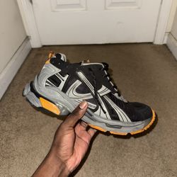 Balenciaga Runner Black Fluo Orange Size 10 $250‼️