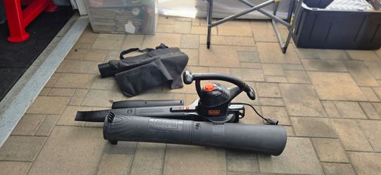 Black+Decker outdoor vacuum