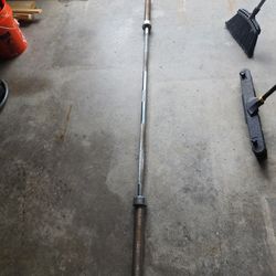 45 Pound Olympic Weight Lifting Bar