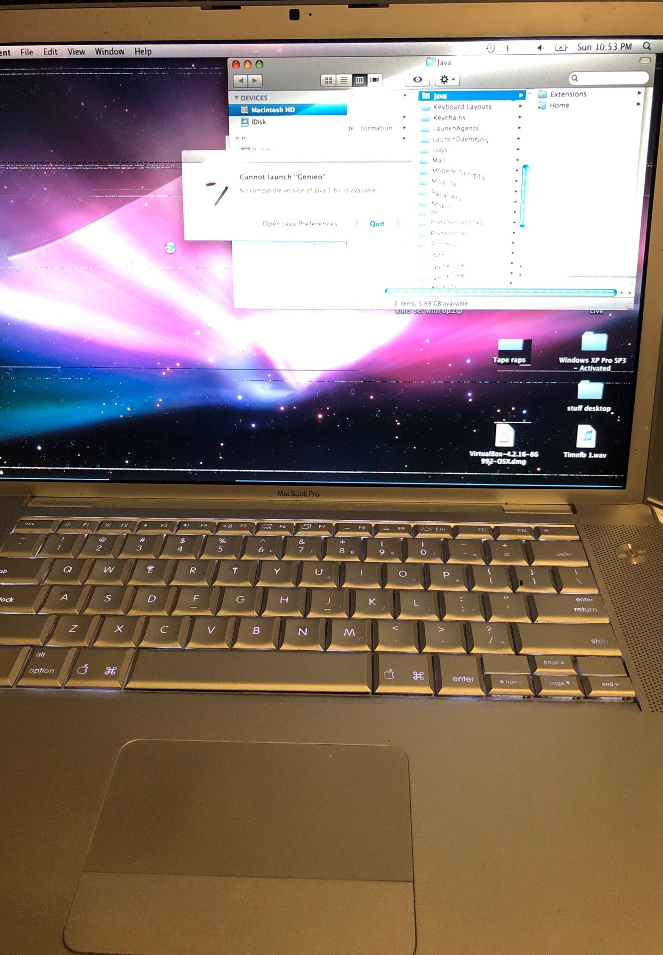 15 inches MacBook Pro 2080. For parts or repair no charger