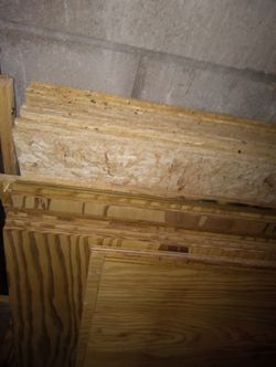Plywood Assorted Pieces READ!!