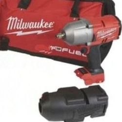 MILWAUKEE  2767-20 HIGH TORQUE  IMPACT,1400LBS,MILWAUKEE BOOTS,AND MILWAUKEE  BAG,NEW WITH WARRANTY 