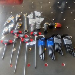Tool lot  $30