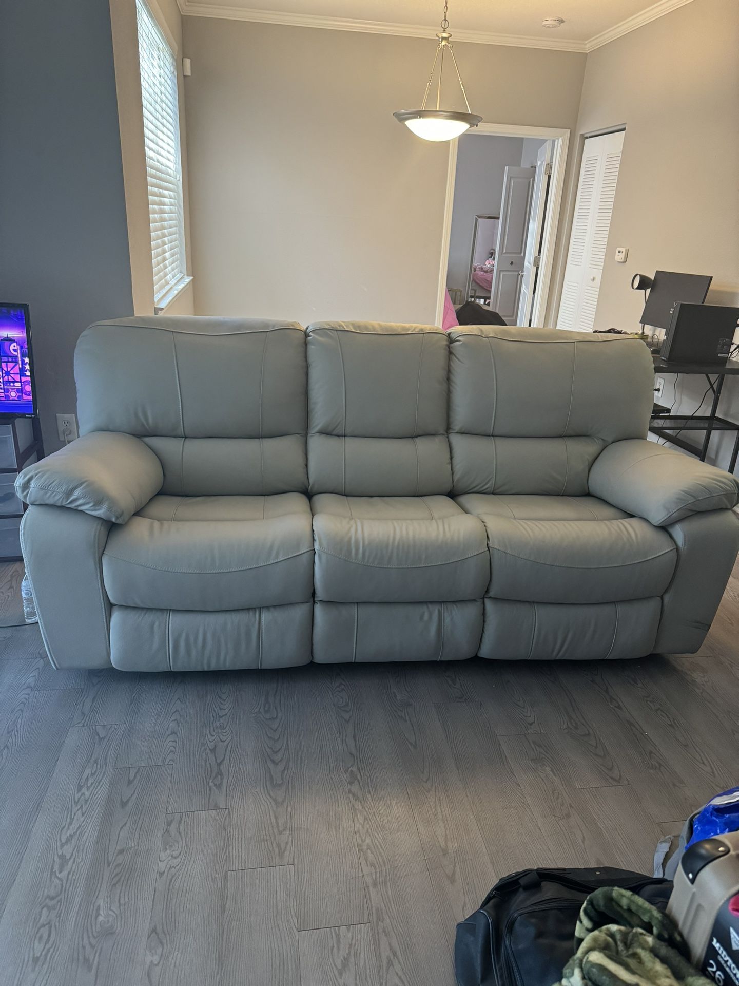 Reclining Sofa