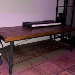 Wooden Coffee Table 