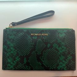 Michael Kors Wristlet