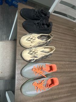 bundle #2 the yeezy collection size6