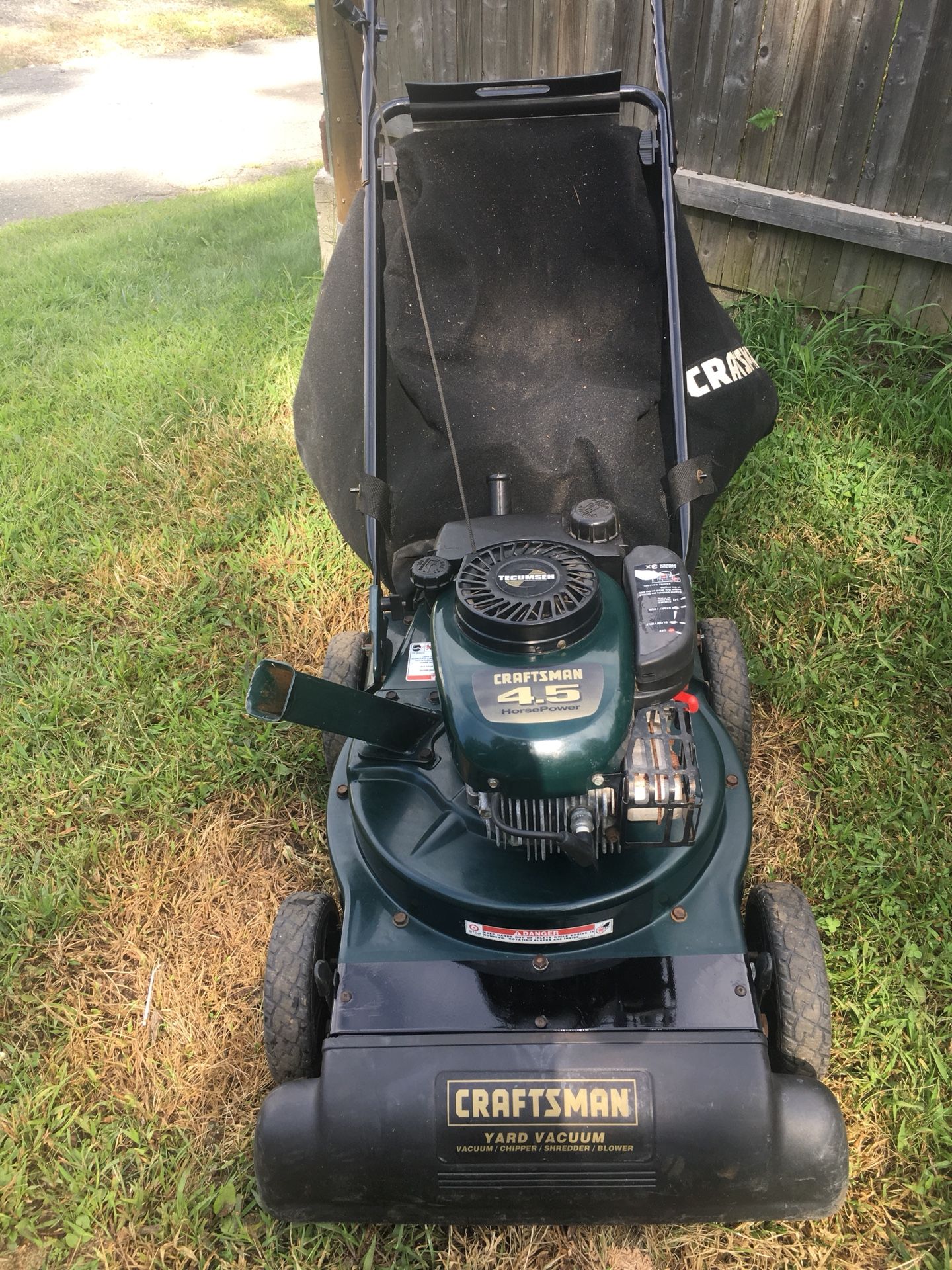 Craftsman 4 in 1 24 Self Propelled Blower, Vacuum, Chipper, Shredder 