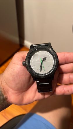 Nixon watch