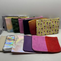 Ipsy glam makeup bags (lot of 12)